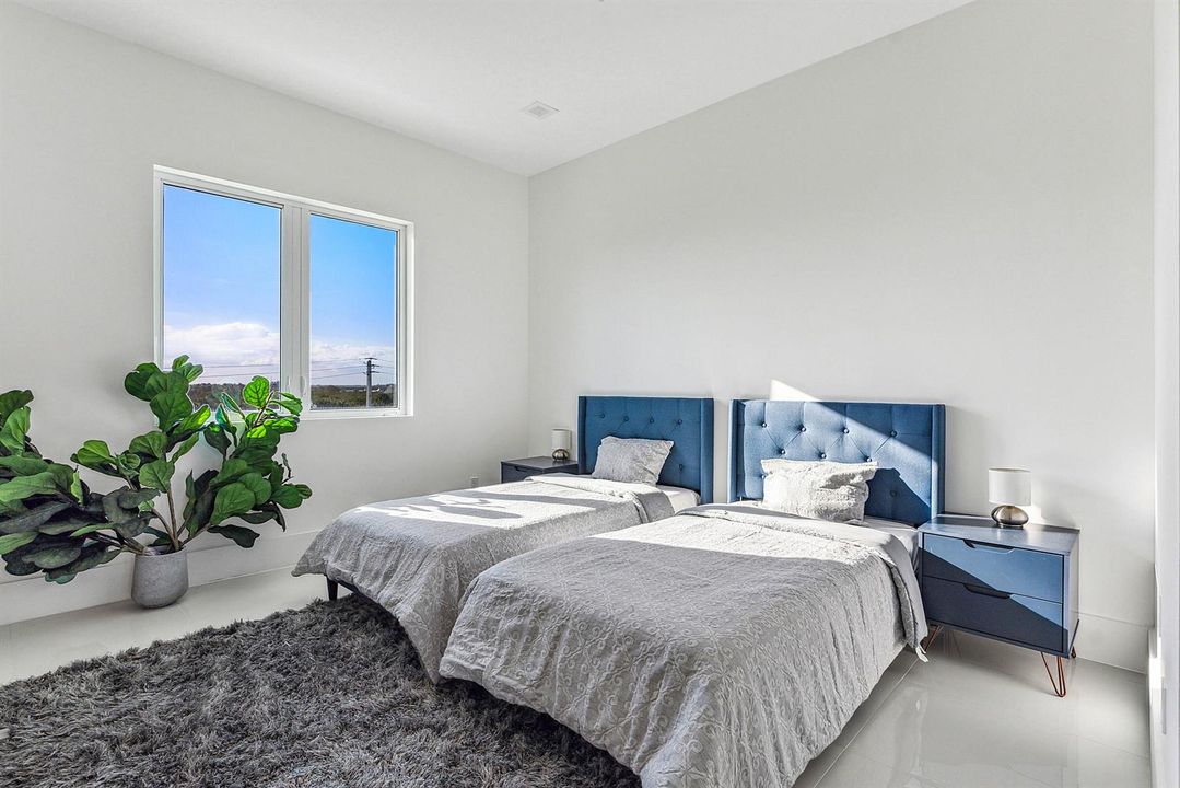 036-4422NorthHighwayA1A-FortPierce-FL-34