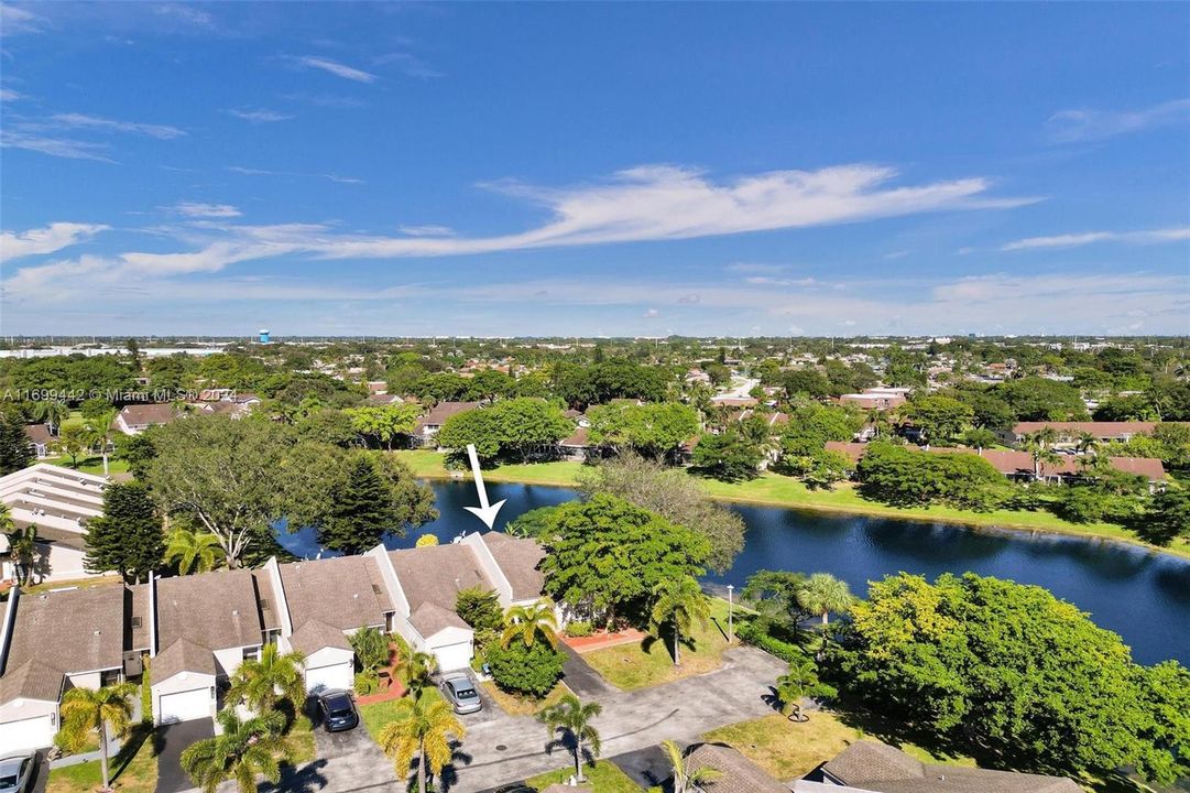 For Sale: $395,000 (3 beds, 2 baths, 1324 Square Feet)