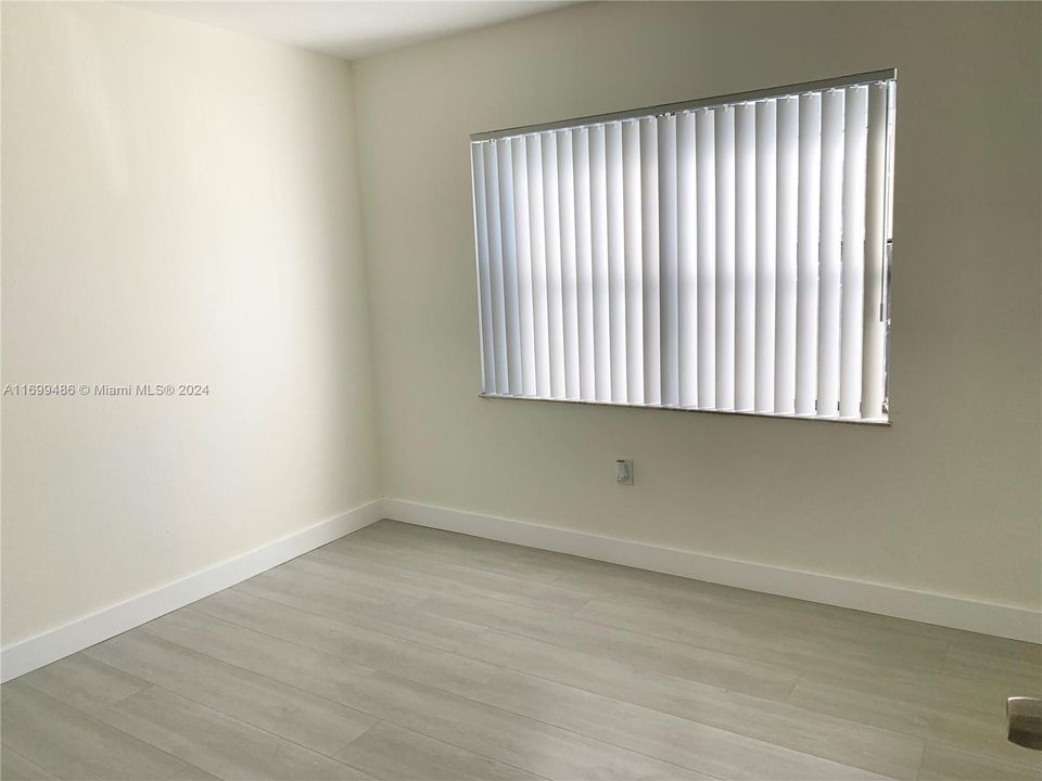 For Rent: $2,350 (2 beds, 2 baths, 754 Square Feet)