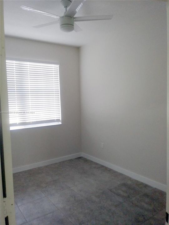 For Rent: $2,900 (3 beds, 2 baths, 1277 Square Feet)