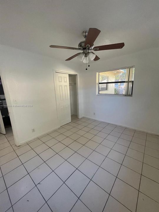 For Rent: $3,500 (4 beds, 2 baths, 2616 Square Feet)