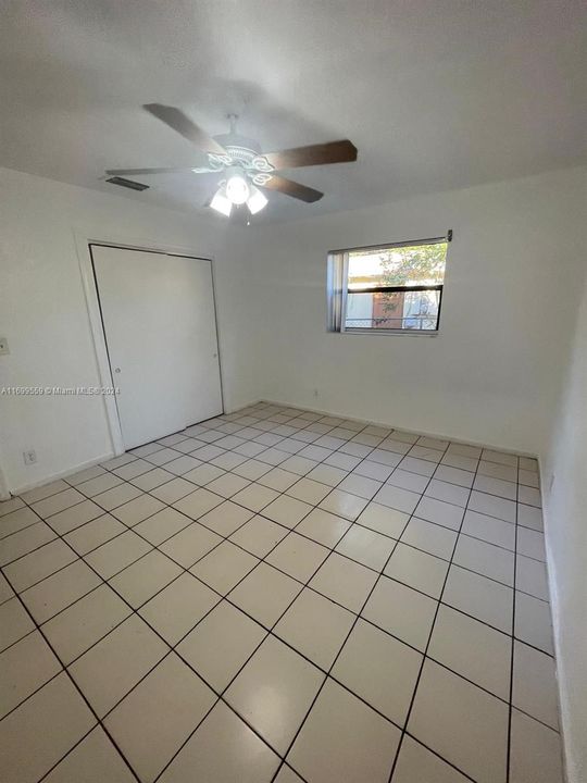 For Rent: $3,500 (4 beds, 2 baths, 2616 Square Feet)