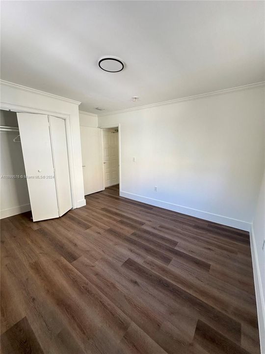 For Rent: $2,300 (2 beds, 1 baths, 680 Square Feet)