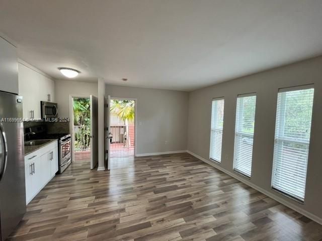 For Rent: $1,845 (1 beds, 1 baths, 510 Square Feet)