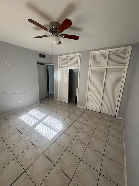 For Rent: $2,100 (2 beds, 1 baths, 832 Square Feet)