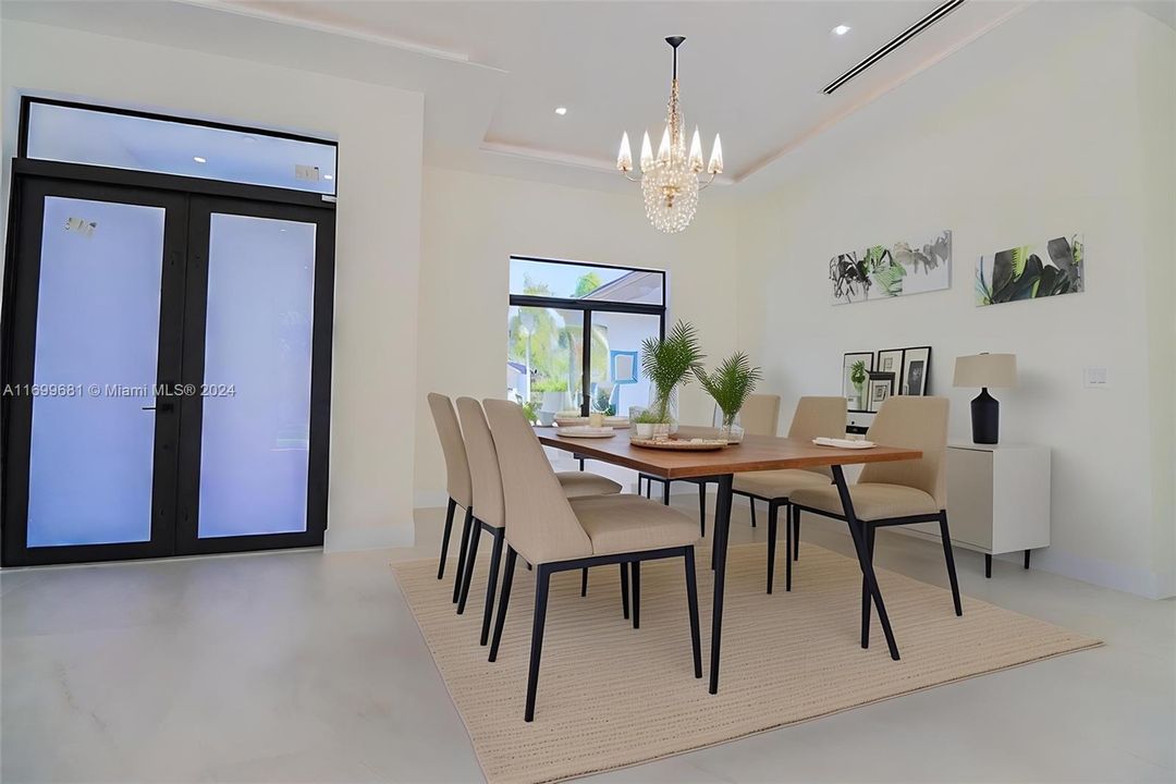 En Venta: $2,639,500 (4 camas, 3 baños, 3096 Pies cuadrados)