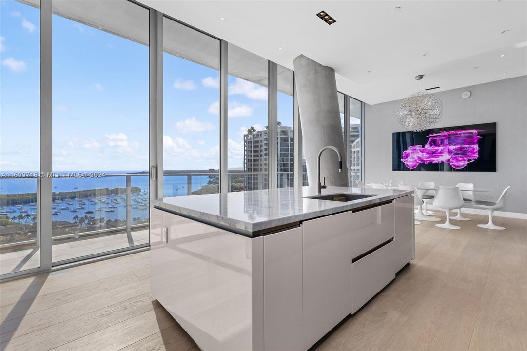 For Sale: $9,500,000 (5 beds, 5 baths, 3607 Square Feet)