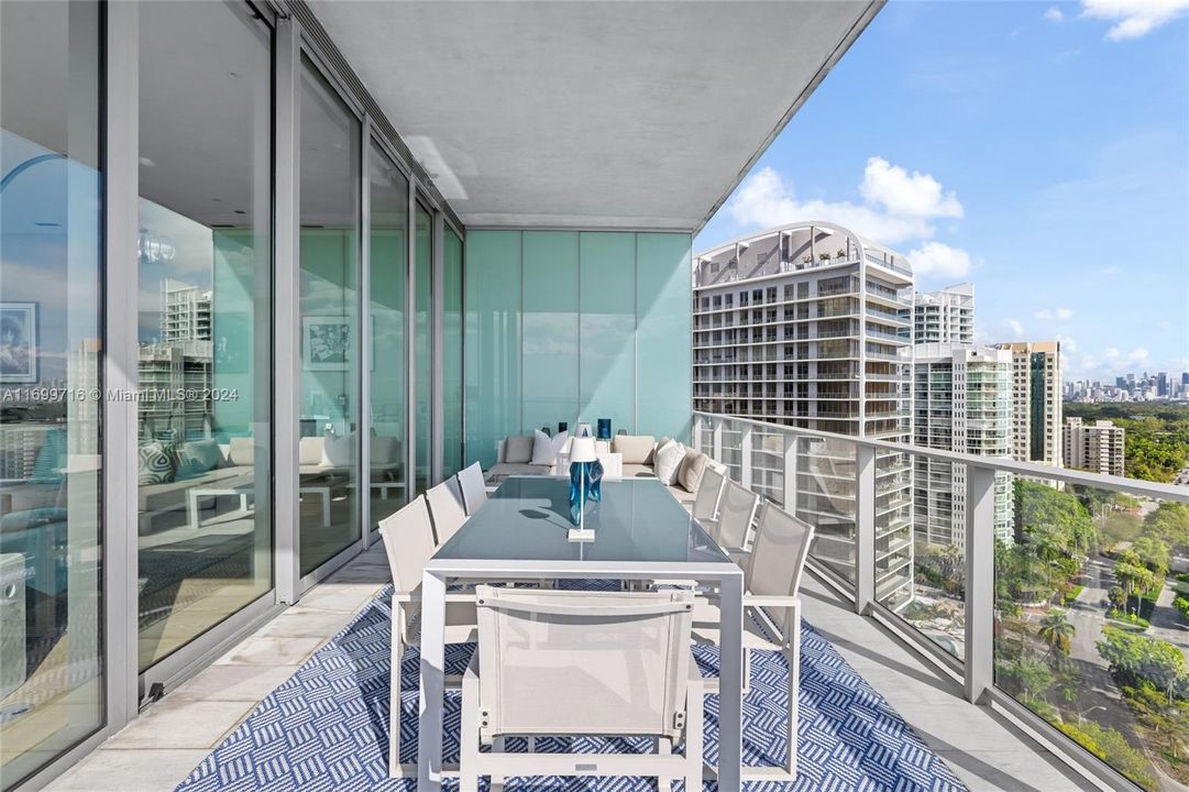 For Sale: $9,500,000 (5 beds, 5 baths, 3607 Square Feet)