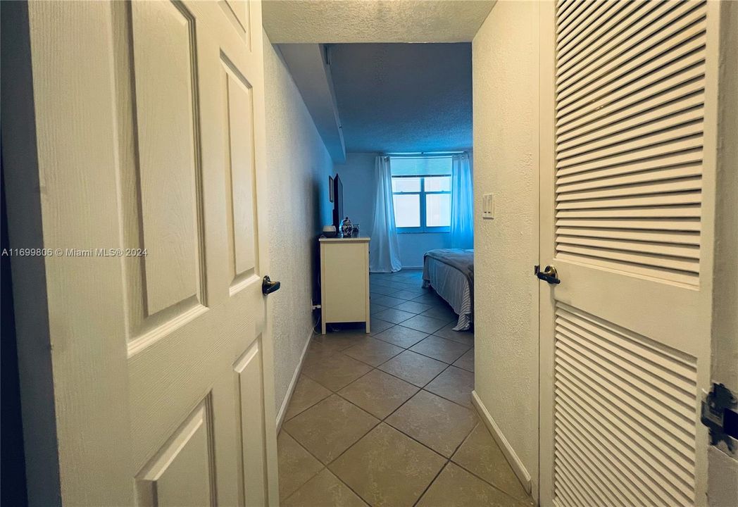 For Rent: $2,530 (1 beds, 1 baths, 745 Square Feet)