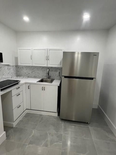 For Rent: $2,000 (2 beds, 1 baths, 700 Square Feet)