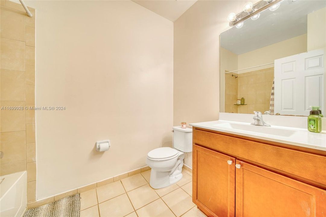 Bathroom 2, main house.