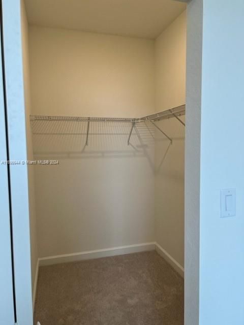 Walk-in closet