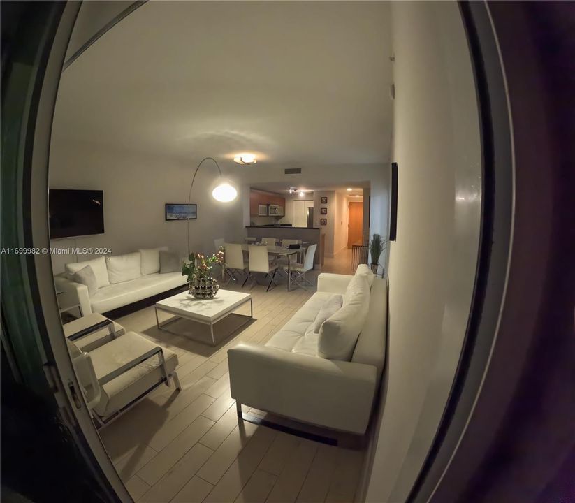 For Sale: $440,000 (1 beds, 1 baths, 802 Square Feet)