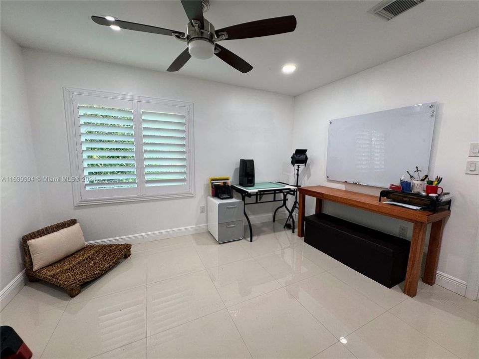 Active With Contract: $4,000 (4 beds, 3 baths, 1729 Square Feet)