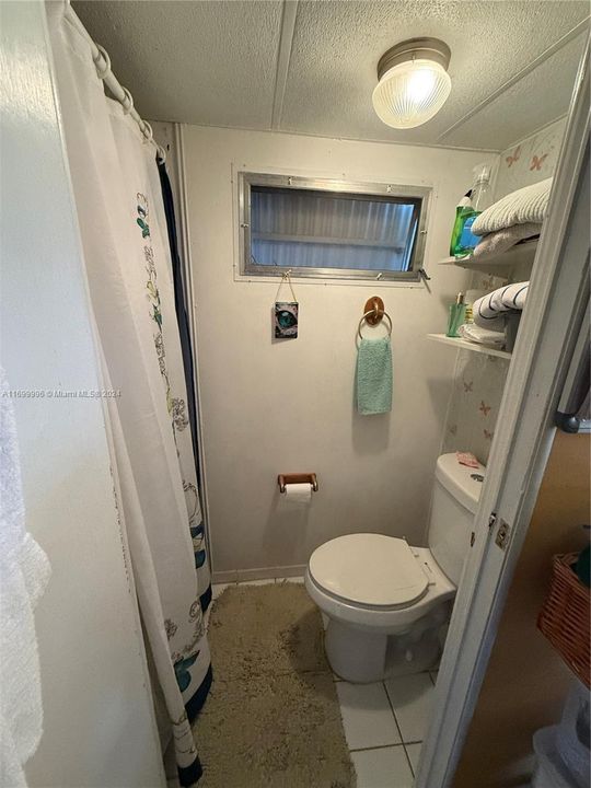 For Rent: $1,500 (1 beds, 1 baths, 1010 Square Feet)