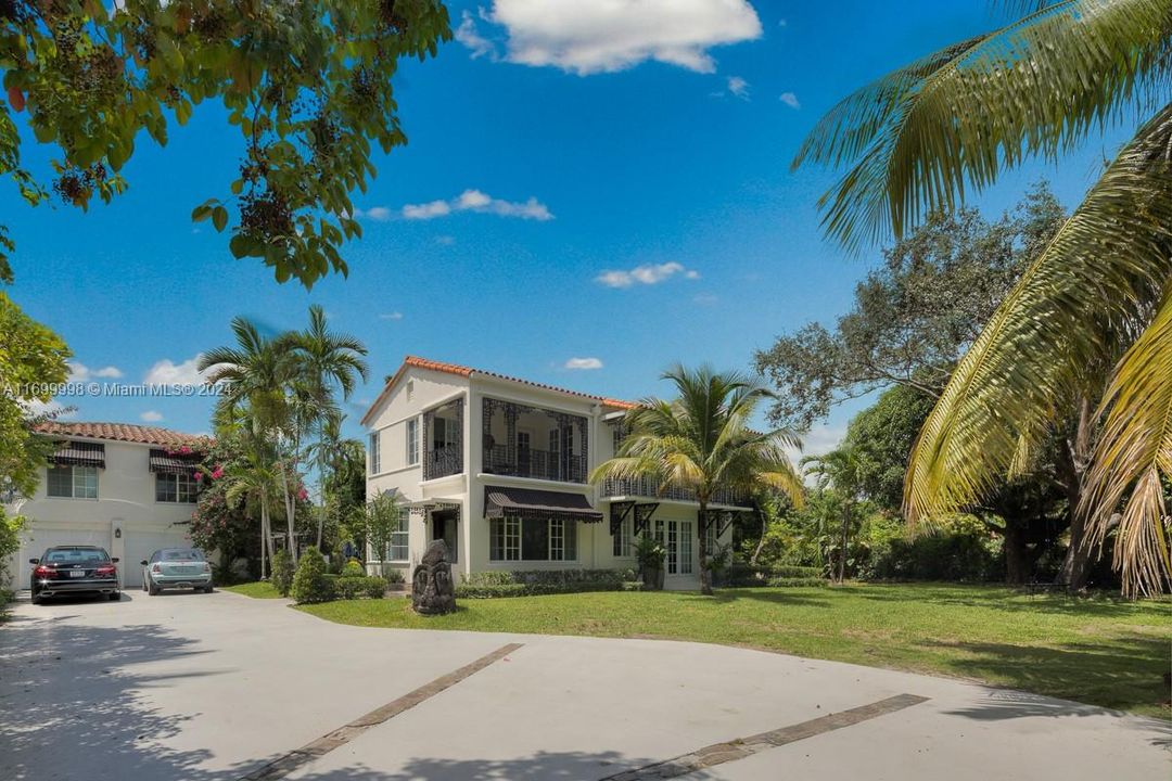 Недавно арендовано: $14,000 (5 спален, 5 ванн, 5141 Квадратных фут)