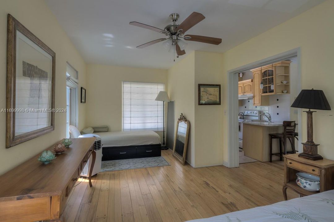 Недавно арендовано: $14,000 (5 спален, 5 ванн, 5141 Квадратных фут)