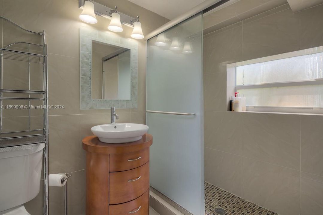 Недавно арендовано: $14,000 (5 спален, 5 ванн, 5141 Квадратных фут)