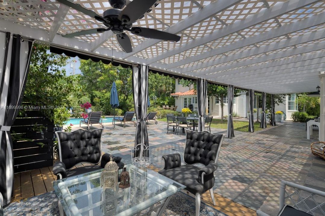 Недавно арендовано: $14,000 (5 спален, 5 ванн, 5141 Квадратных фут)