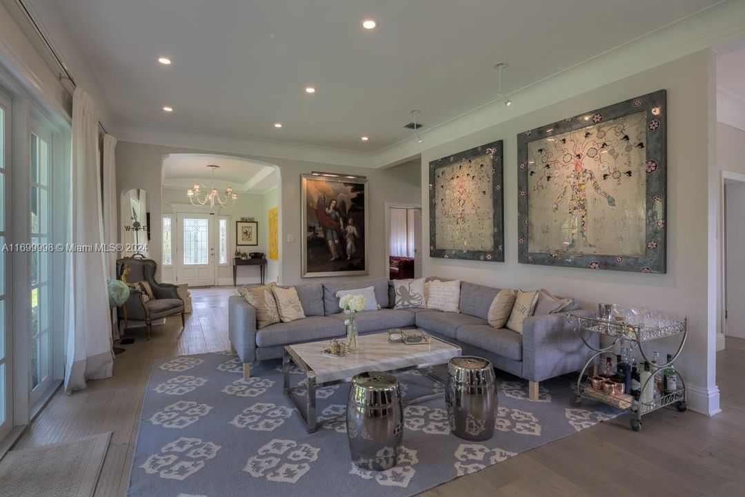 Недавно арендовано: $14,000 (5 спален, 5 ванн, 5141 Квадратных фут)