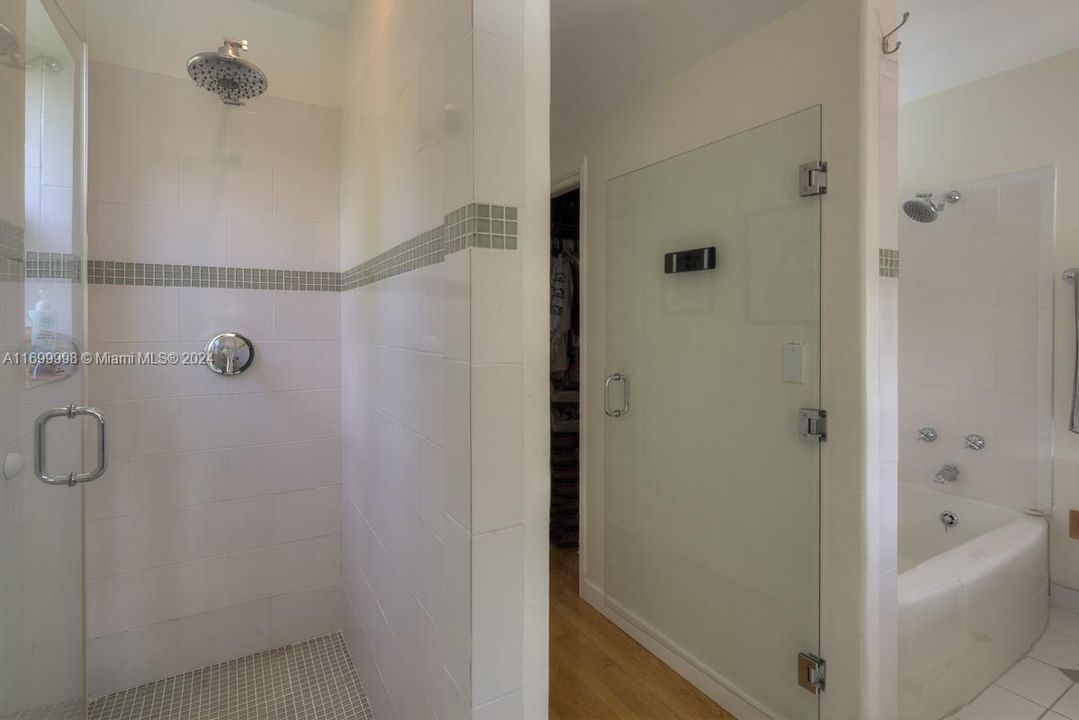 Недавно арендовано: $14,000 (5 спален, 5 ванн, 5141 Квадратных фут)