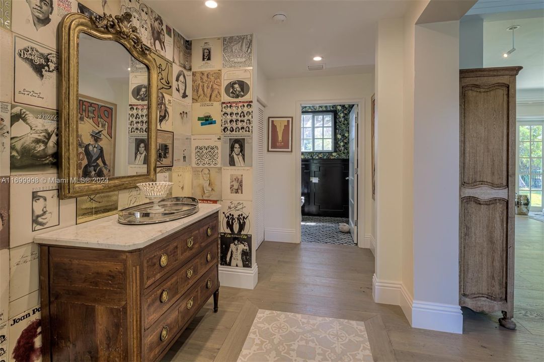 Недавно арендовано: $14,000 (5 спален, 5 ванн, 5141 Квадратных фут)