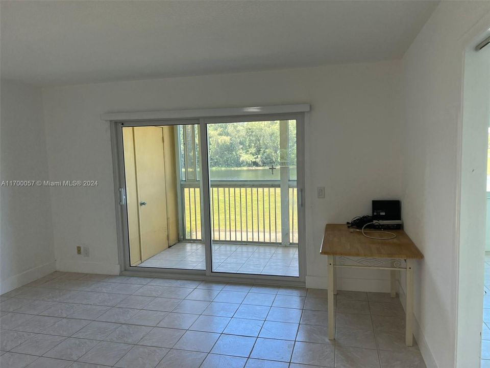 For Rent: $2,500 (2 beds, 2 baths, 1192 Square Feet)