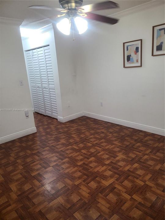 For Rent: $2,400 (2 beds, 2 baths, 917 Square Feet)