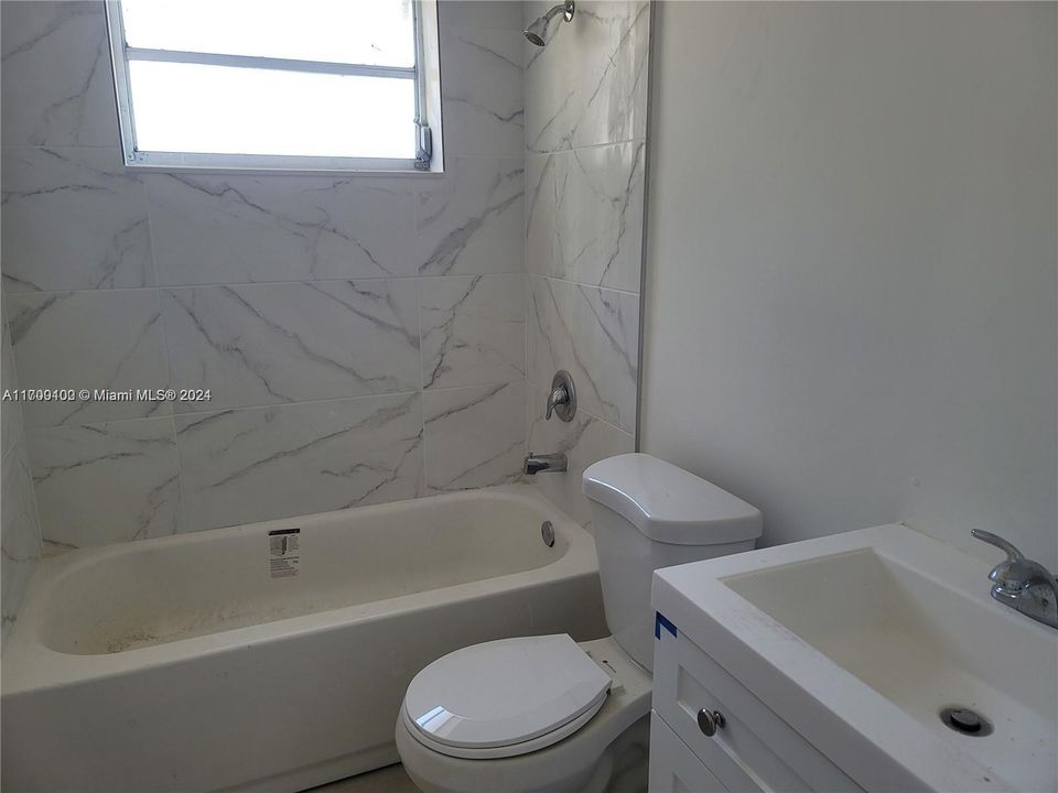 For Sale: $900,000 (0 beds, 0 baths, 2483 Square Feet)