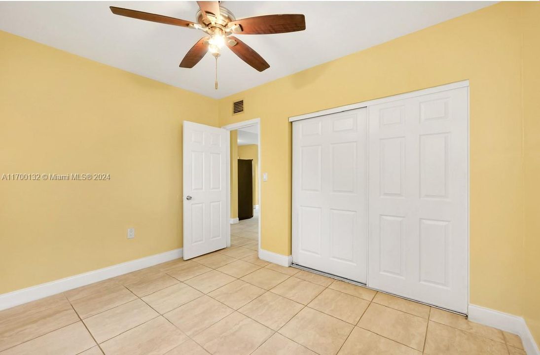 Recently Sold: $560,000 (0 beds, 0 baths, 1560 Square Feet)