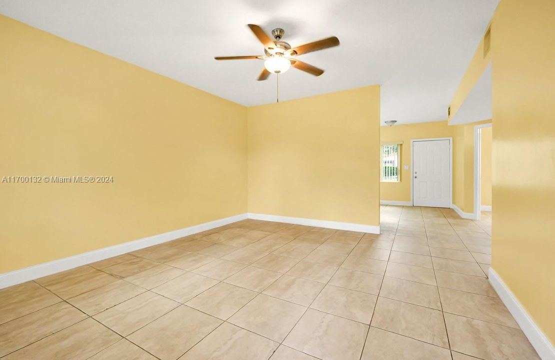 Recently Sold: $560,000 (0 beds, 0 baths, 1560 Square Feet)