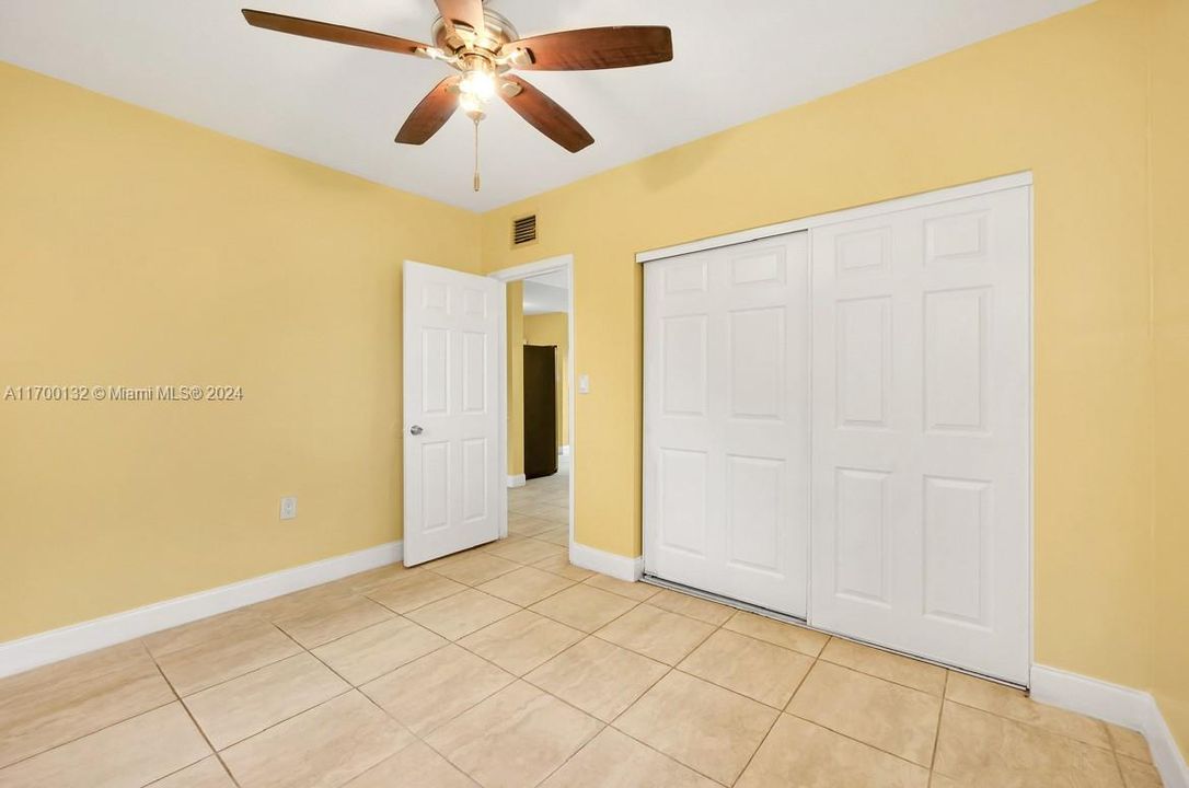 Recently Sold: $560,000 (0 beds, 0 baths, 1560 Square Feet)