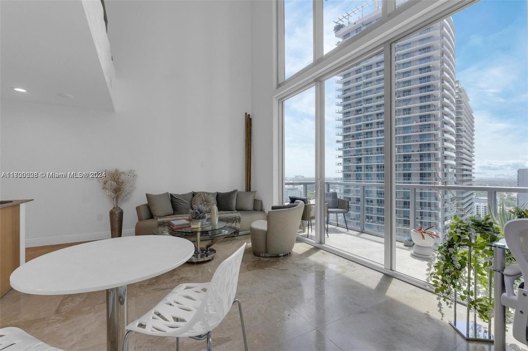 For Sale: $546,500 (1 beds, 1 baths, 1128 Square Feet)