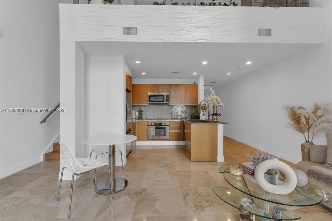 For Sale: $546,500 (1 beds, 1 baths, 1128 Square Feet)