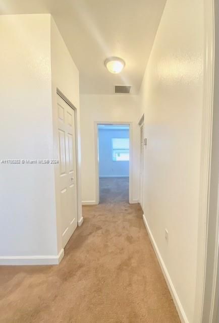 For Rent: $2,750 (3 beds, 2 baths, 1587 Square Feet)