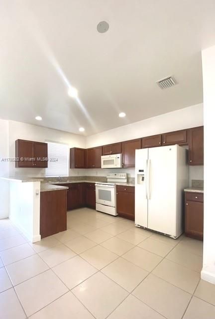 For Rent: $2,750 (3 beds, 2 baths, 1587 Square Feet)