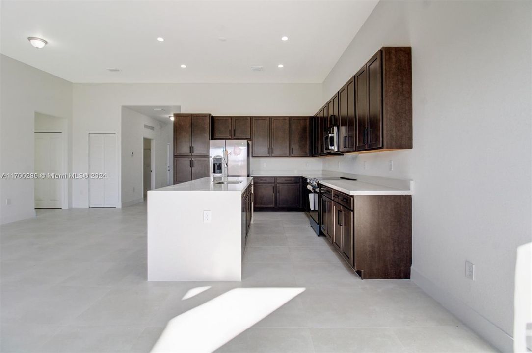 最近租的: $3,500 (3 贝兹, 2 浴室, 0 平方英尺)