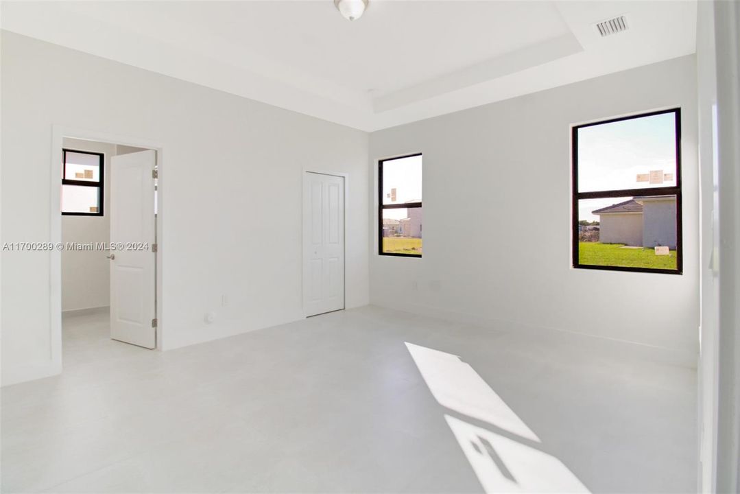 最近租的: $3,500 (3 贝兹, 2 浴室, 0 平方英尺)