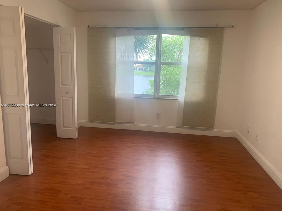 For Rent: $2,800 (2 beds, 2 baths, 1120 Square Feet)