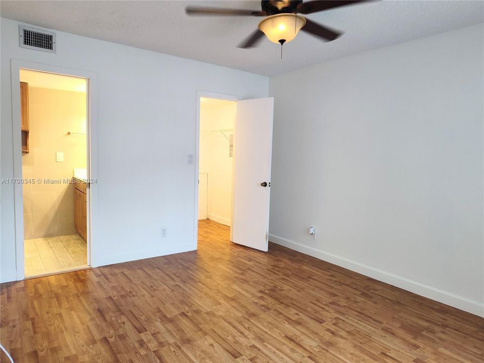 For Rent: $2,800 (3 beds, 2 baths, 1624 Square Feet)