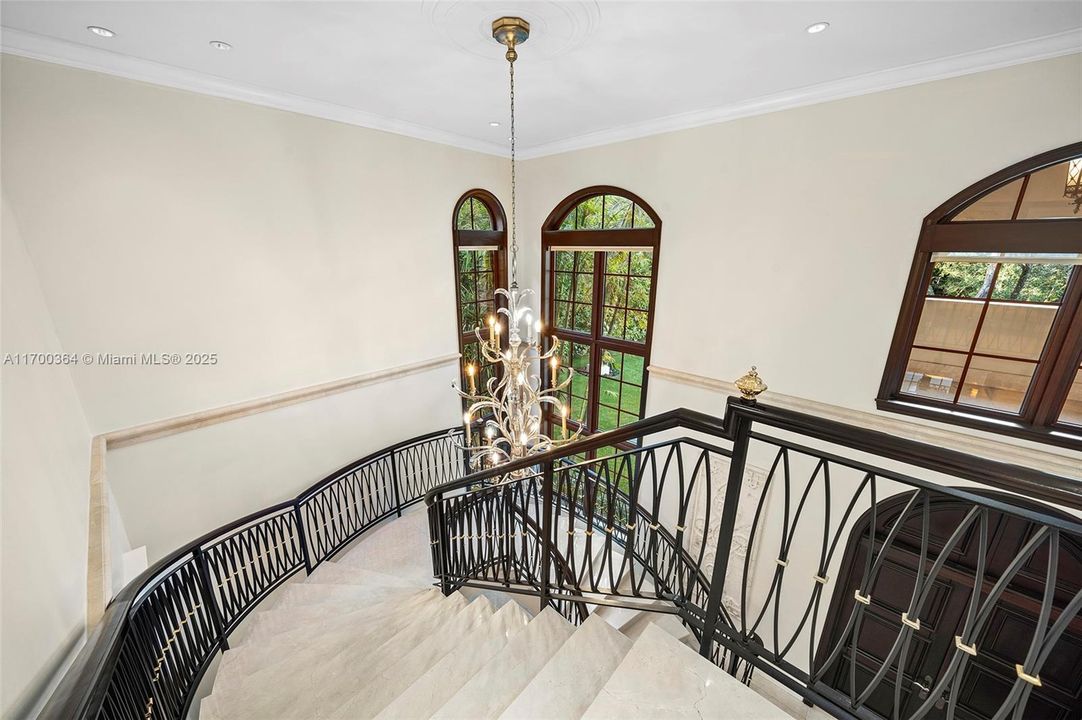 For Sale: $16,750,000 (8 beds, 8 baths, 10412 Square Feet)