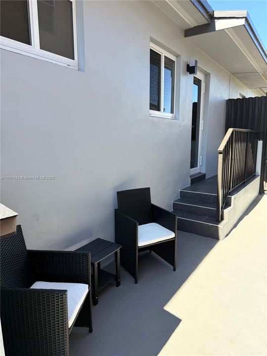 Недавно арендовано: $2,995 (2 спален, 2 ванн, 988 Квадратных фут)