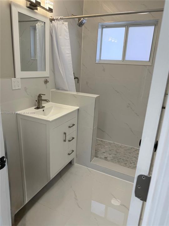 Недавно арендовано: $2,995 (2 спален, 2 ванн, 988 Квадратных фут)