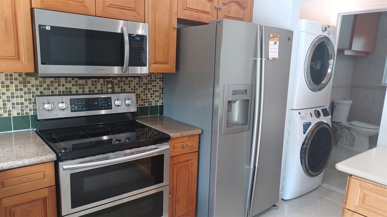 For Rent: $3,300 (3 beds, 2 baths, 1058 Square Feet)