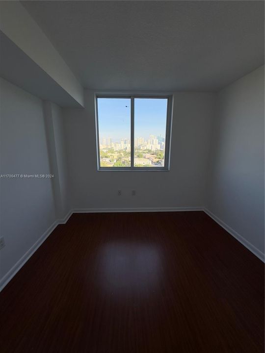 For Rent: $2,100 (2 beds, 2 baths, 803 Square Feet)