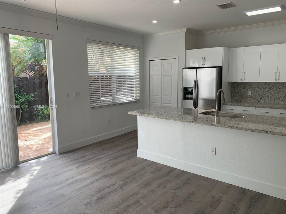 Active With Contract: $3,400 (4 beds, 2 baths, 1793 Square Feet)