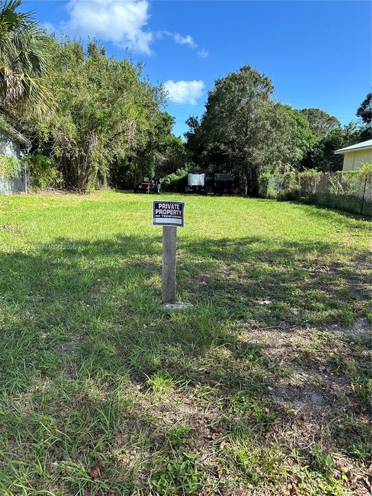 For Sale: $43,000 (0.14 acres)