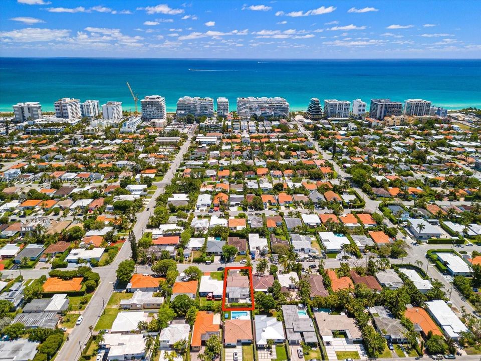 For Sale: $1,650,000 (3 beds, 2 baths, 2180 Square Feet)