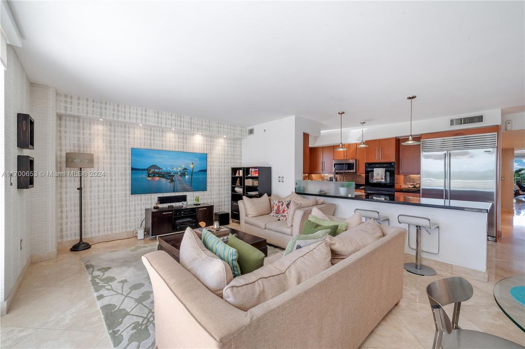 For Sale: $3,350,000 (3 beds, 4 baths, 3112 Square Feet)