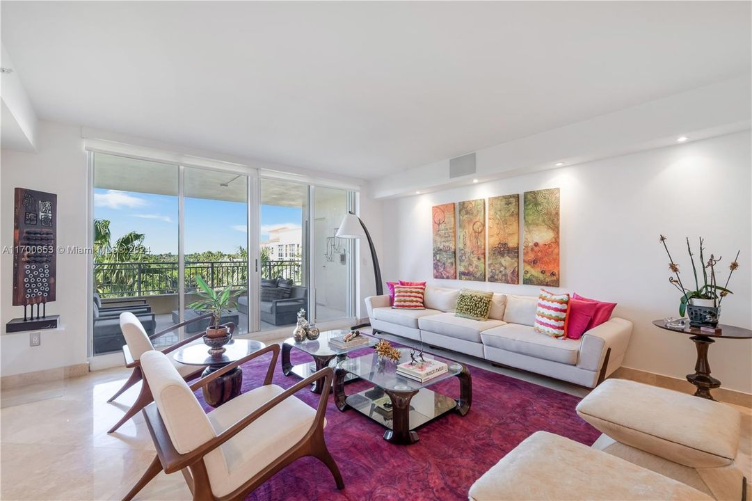 For Sale: $3,350,000 (3 beds, 4 baths, 3112 Square Feet)